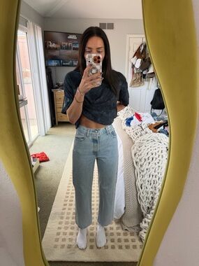 Levi’s High-Rise Straight Leg Women Jeans in Light Blue